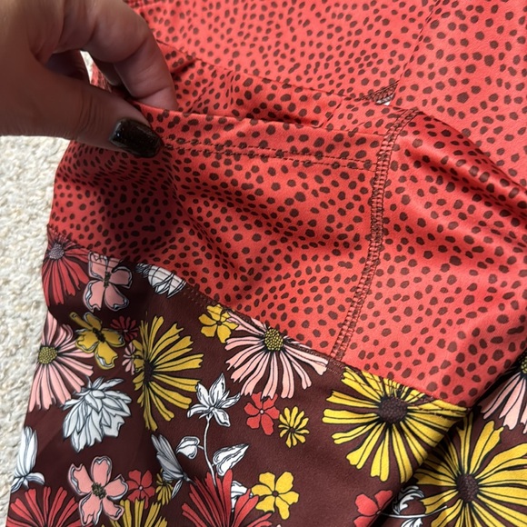 Nanette Lepore floral animal print 7/8th length compression leggings NWT - Picture 5 of 5